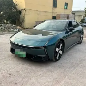 XPeng P7 2025 из Китая