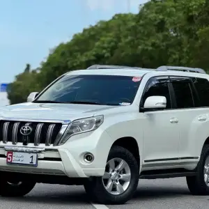 Toyota Prado (Import) 2017 лот 56734131 из Китая