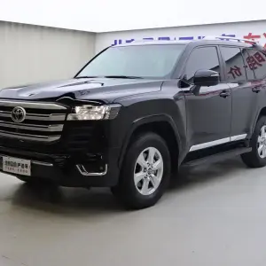 Toyota Land Cruiser 2024 из Китая