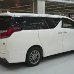 Toyota Alphard 2021 из Китая