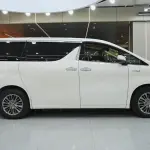 Toyota Alphard 2021 из Китая