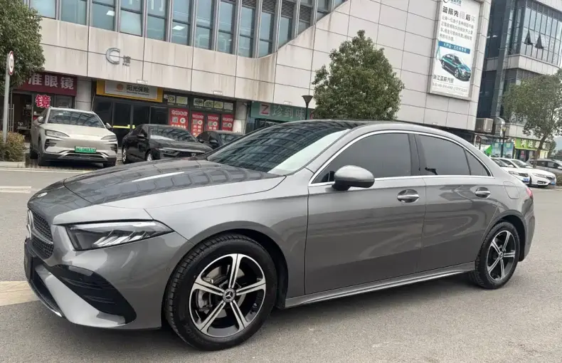 Mercedes-Benz A-Class 2025 из Китая