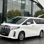Toyota Alphard 2020 из Китая