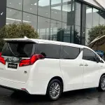 Toyota Alphard 2020 из Китая