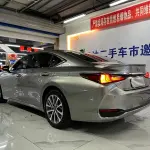 Lexus ES 2023 218 л.с. из Китая