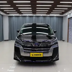 Toyota Vellfire 2020 из Китая