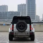 Land Rover Defender 2023 400 л.с. — лот 57567980 из Китая