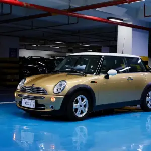 MINI Mini 2006 из Китая