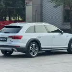 Audi A4 (Import) 2017 из Китая
