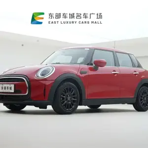 MINI Mini 2023 102 л.с. из Китая