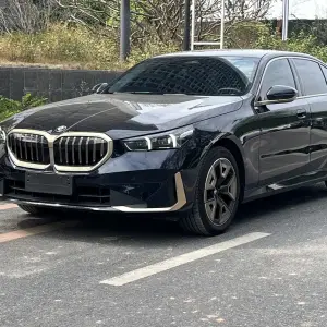 BMW 5 Series 2025 из Китая