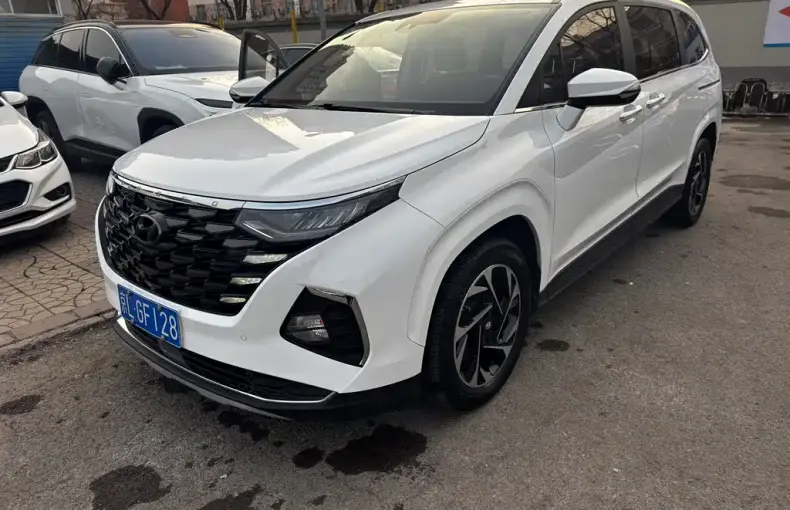 Hyundai Custo 2023 из Китая