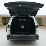 Toyota Granvia 2025 из Китая