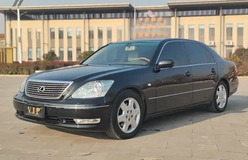 Lexus LS 2004 из Китая