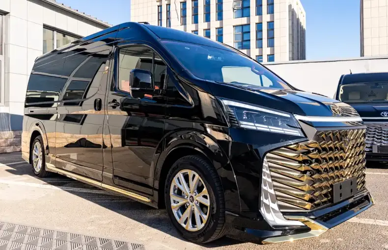 Toyota Hiace из Китая