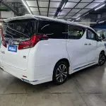 Toyota Alphard 2021 из Китая