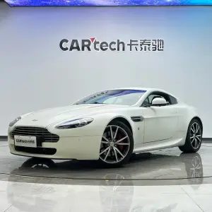 Aston Martin V8 Vantage 2012 из Китая