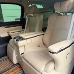 Toyota Alphard 2020 из Китая