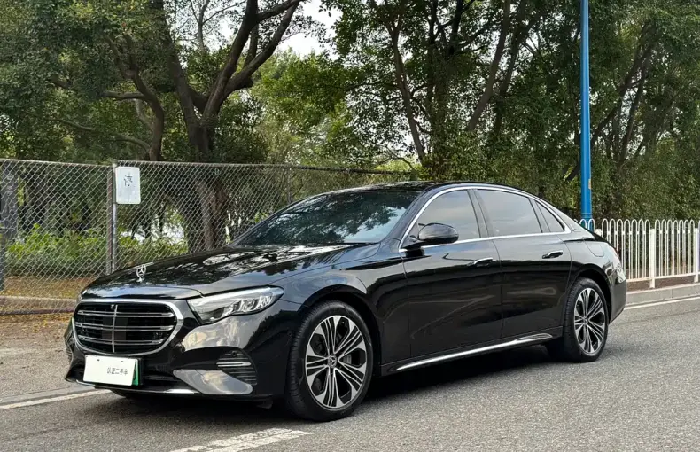 Mercedes-Benz E-Class New Energy 2025 из Китая