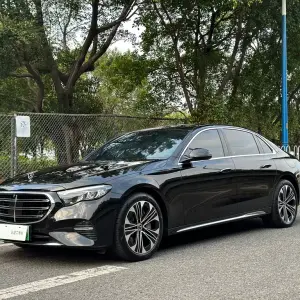 Mercedes-Benz E-Class New Energy 2025 из Китая