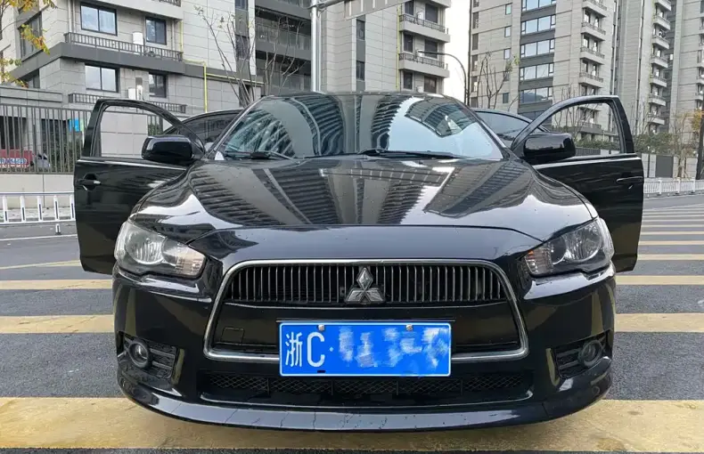 Mitsubishi Lancer EX 2013 из Китая