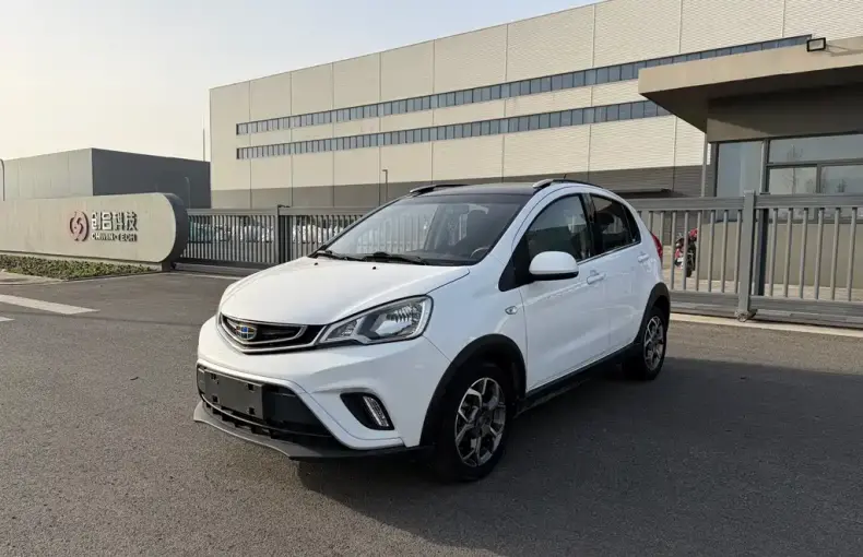 Geely Vision X1 2018 из Китая