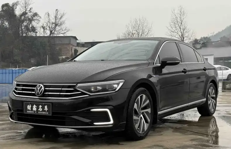 Volkswagen Magotan GTE PHEV 2022 из Китая