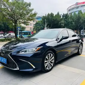 Lexus ES 2020 из Китая