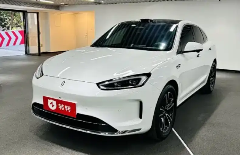 AITO 问界 AITO M5 2025 из Китая