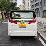 Toyota Alphard 2020 301 л.с. из Китая