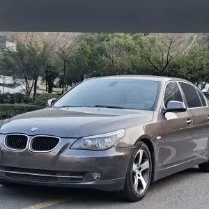 BMW 5 Series 2009 из Китая
