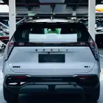 Geely Boyue L 2025 181 л.с. из Китая