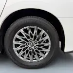 Lexus LM 2022 из Китая