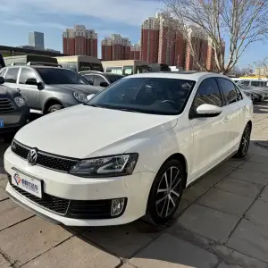 Volkswagen Sagitar 2014 из Китая