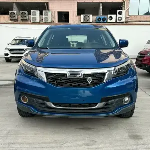 Qoros Qoros 5 2017 из Китая