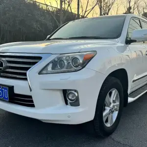 Lexus LX 2014 из Китая