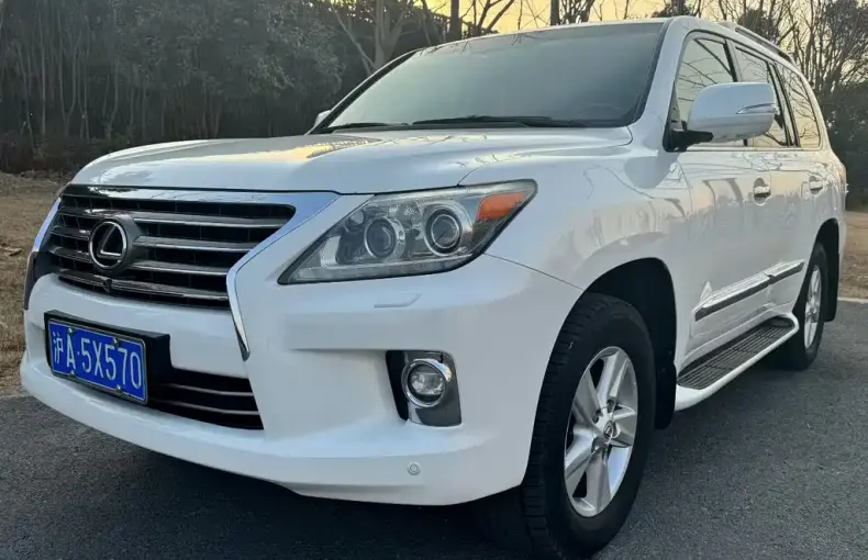Lexus LX 2014 из Китая