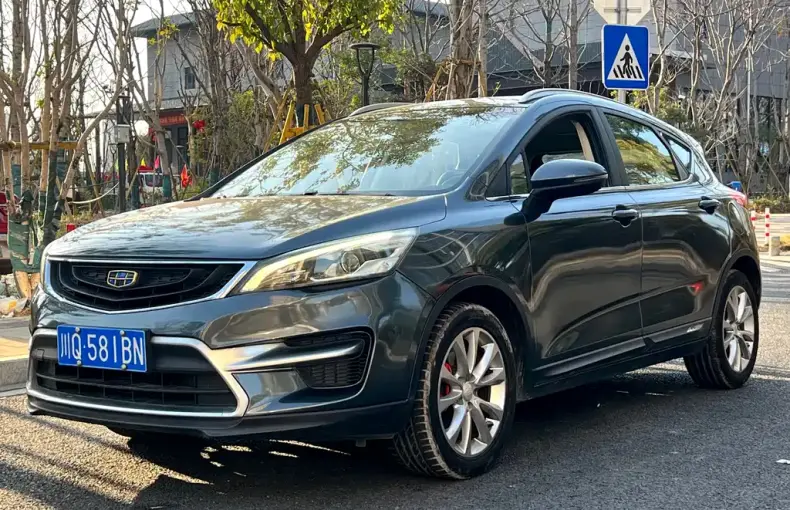 Geely Emgrand GS 2018 из Китая