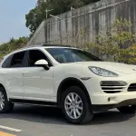 Porsche Cayenne 2012 из Китая