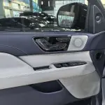 Lincoln Navigator One 2023 из Китая