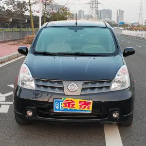 Nissan Livina 2007 из Китая