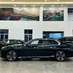 BMW 7 Series 2025 из Китая