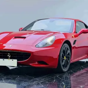 Ferrari California T 2010 из Китая