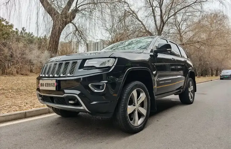 Jeep Grand Cherokee (Import) 2016 из Китая