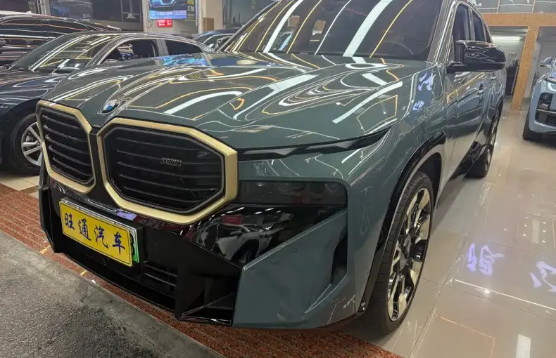 BMW XM 2024 из Китая