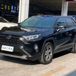 Toyota RAV4 2022 из Китая