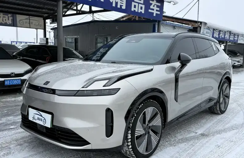 Lynk & Co 08 EM-P 2024 из Китая