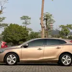 Volvo V40 2016 152 л.с. из Китая