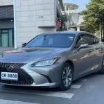 Lexus ES 2019 167 л.с. из Китая