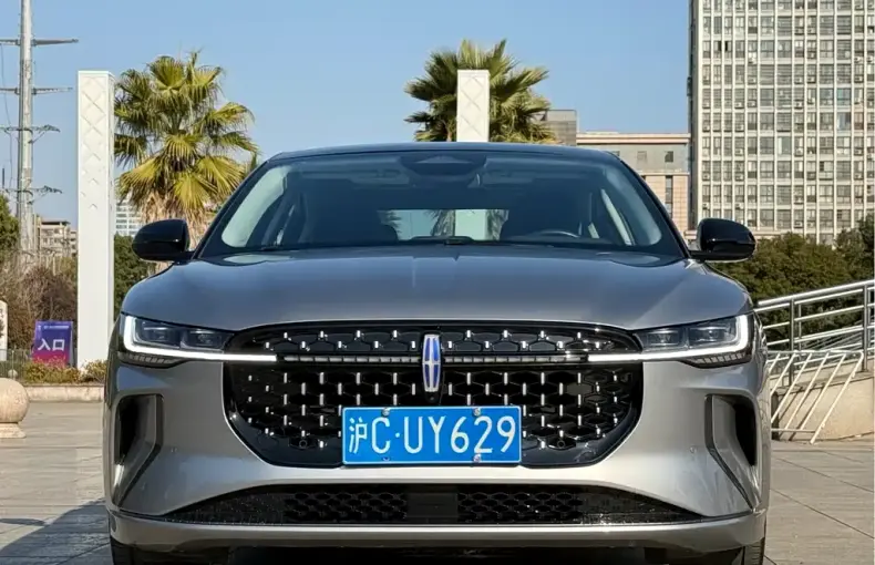 Lincoln Z 2024 из Китая